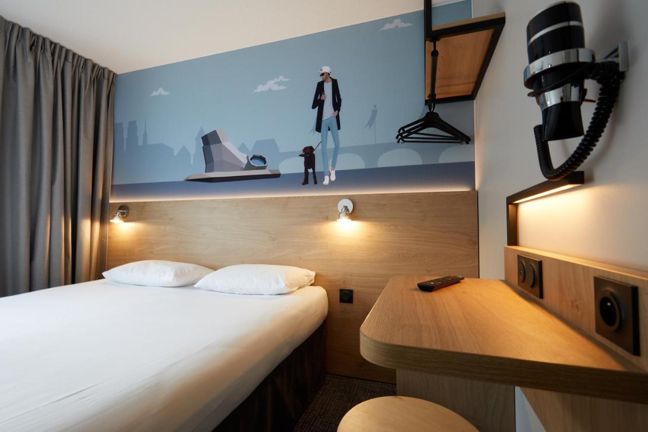 กีริอ๊าด ไดเร็ค ออร์เลียง เวสต์-ลา ชาเปล แซ็งเมสแม็ง Hotel ลาชาแปล-แซ็งต์-เมส์แม็ง ภายนอก รูปภาพ