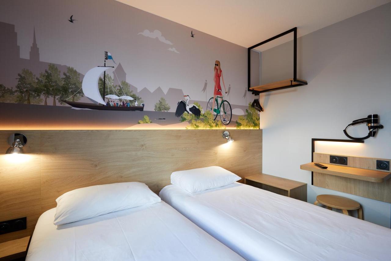 กีริอ๊าด ไดเร็ค ออร์เลียง เวสต์-ลา ชาเปล แซ็งเมสแม็ง Hotel ลาชาแปล-แซ็งต์-เมส์แม็ง ภายนอก รูปภาพ